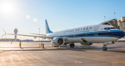 Boeing 737-8 max / shutterstock.com