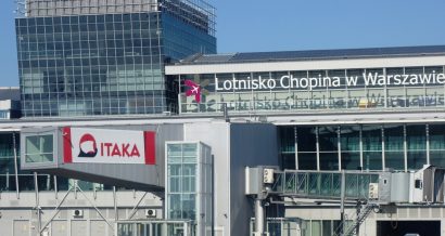 Lotnisko Chopina / shutterstock.com