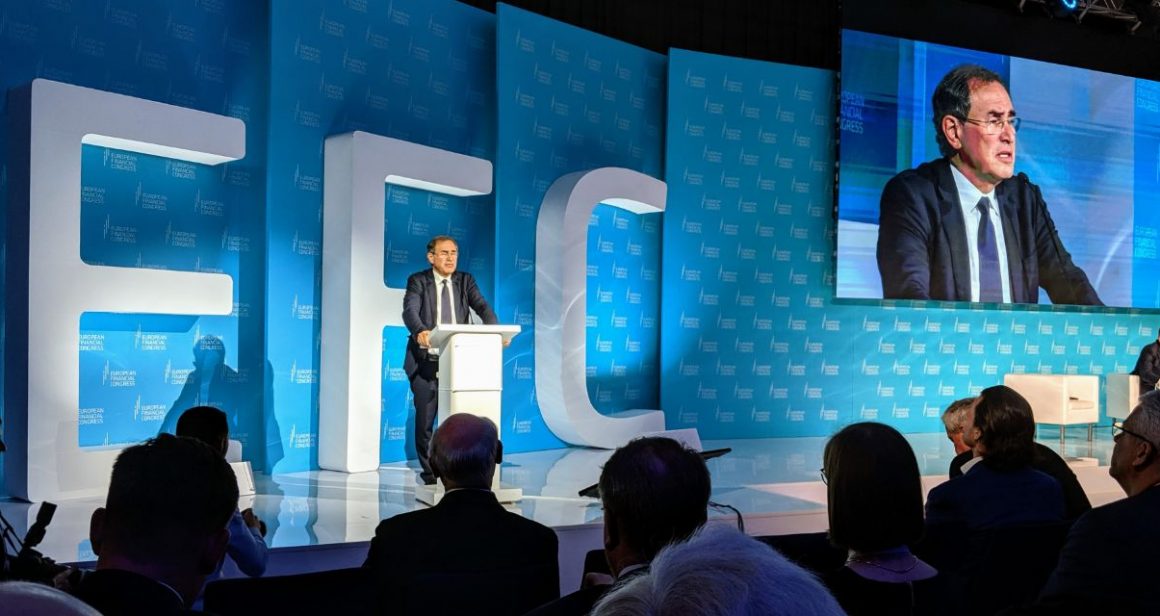 Profestor Nouriel Roubini przemawiający na Europejskim Kongresie Finansowym w Sopocie. Fot. 300Gospodarka