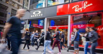 Sklep EssilorLuxottica na Times Square. Fot. rblfmr / Shutterstock.com