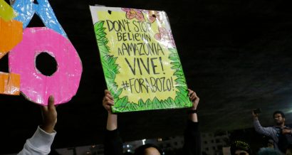 Demonstracja związana z pożarami w Amazonii. Fot. N. Antoine / Shutterstock.com
