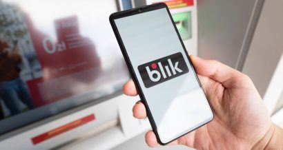 BLIK, Proxima Studio / Shutterstock.com