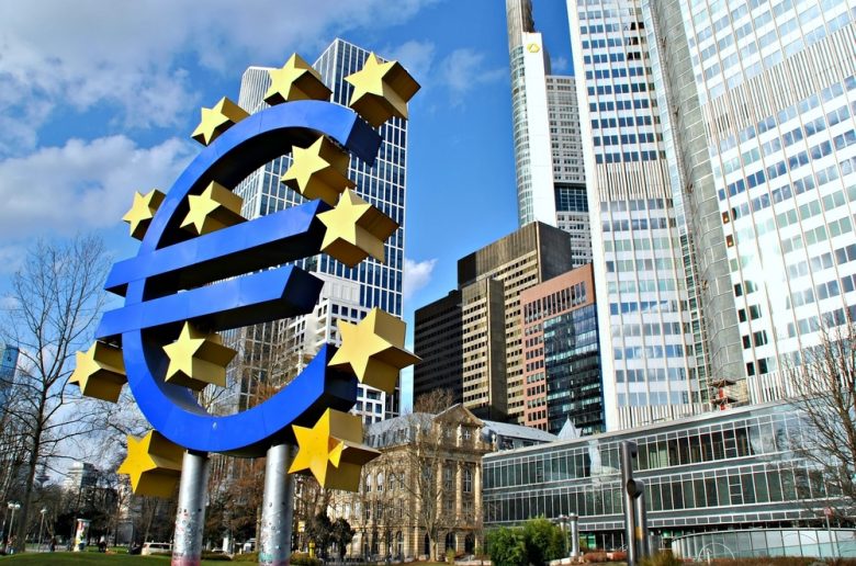 Europejski Bank Centralny / Shutterstock.com