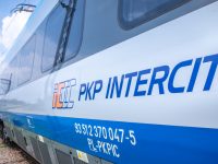 Pociąg PKP Intercity, Fot. Marcin Kadziolka / Shutterstock.com