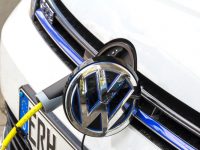 Elektryczny Volkswagen, Fot. MDOGAN / Shutterstock.com