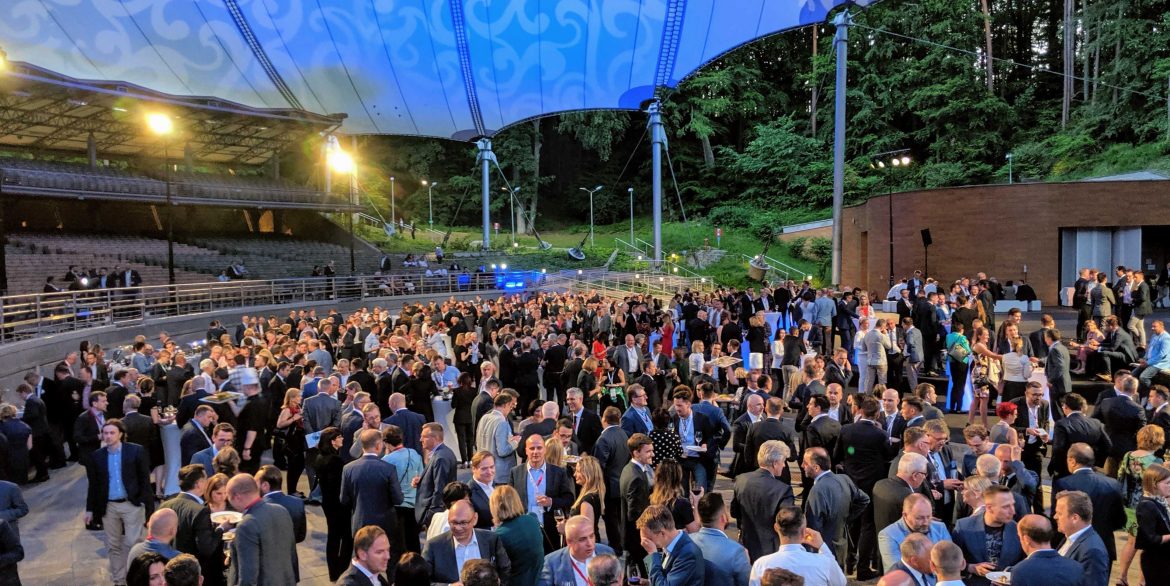 Europejski Kongres Finansowy, kolacja w Operze Leśnej. Fot. 300gospodarka.pl Europejski Kongres Finansowy, kolacja w Operze Leśnej. Fot. 300gospodarka.pl
