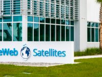 OneWeb Satellites, Fot. Thomas Kelley / Shutterstock.com