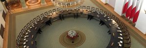 Okrągły Stół w Sali Kolumnowej w Pałacu Prezydenckim w Warszawie. Fot. Dawid Drabik, CC BY-SA 3.0