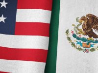 Flagi USA i Meksyku. Fot. Shutterstock.com