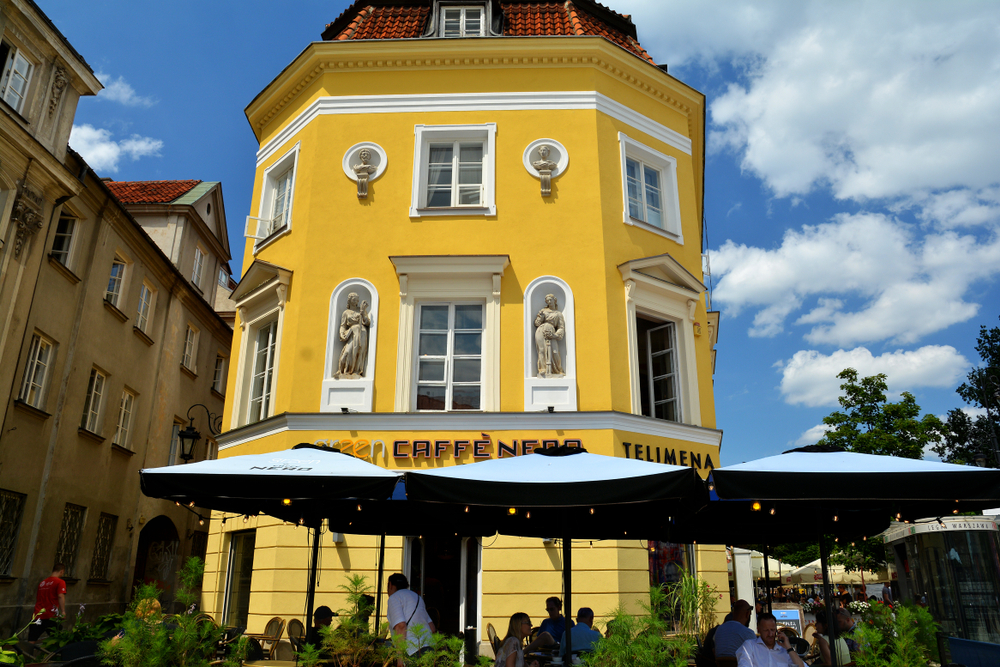 Kawiarnia Green Cafe Nero, Warszawa. Fot. ELEPHOTOS / Shutterstock.com
