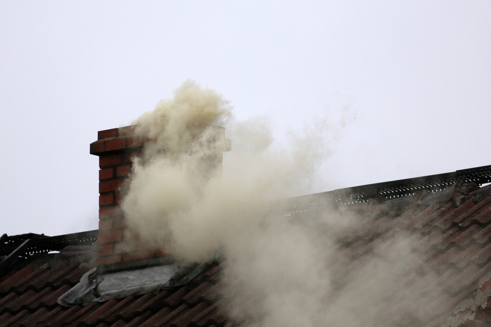 Smog z ogrzewania domu, fot. Shutterstock.