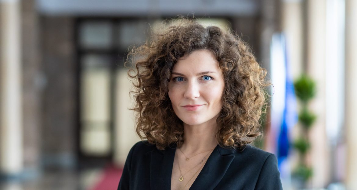 Katarzyna Szwarc, Pełnomocniczka ds. Strategii Rozwoju Rynku Kapitałowego (SRRK) w MF (fot. MF) Katarzyna Szwarc, Pełnomocniczka ds. Strategii Rozwoju Rynku Kapitałowego (SRRK) w MF (fot. MF)