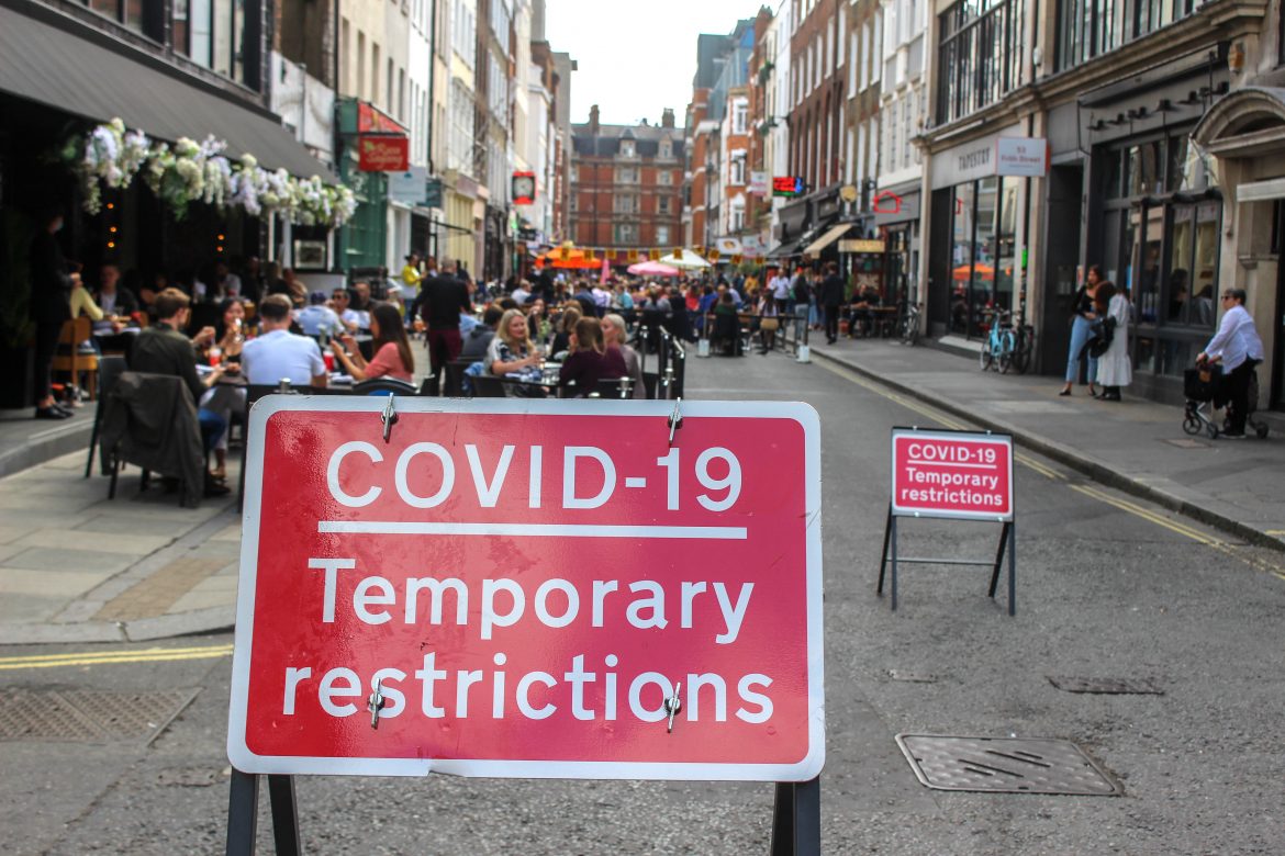 Londyn, UK, Wielka Brytania, Covid-19, pandemia