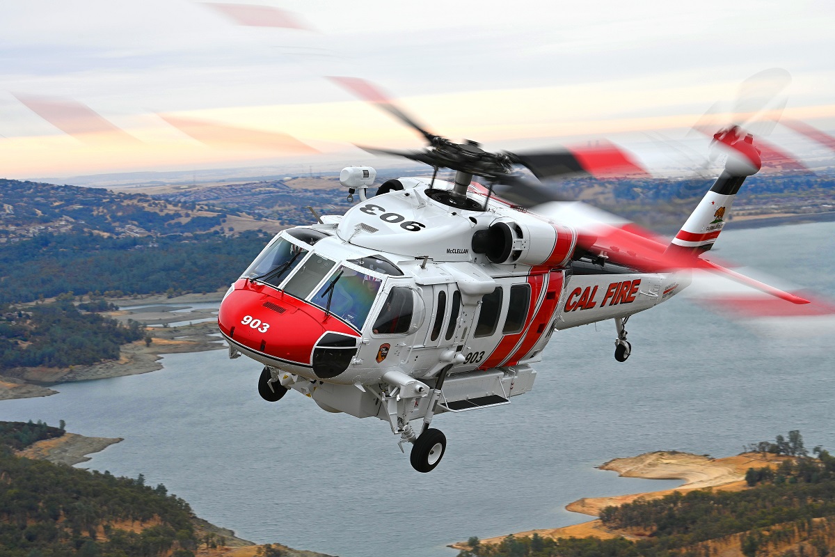 Helikopter S-70 FIREHAWK obsługiwany przez CAL FIRE, fot. materiały prasowe
