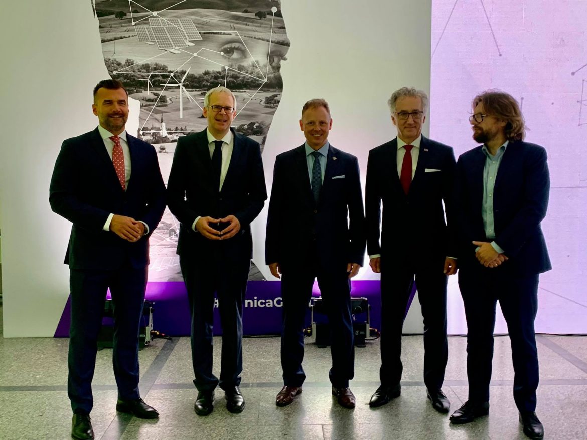 Inauguracja polskiej placówki Gaia-X, fot. materiał prasowe Inauguracja polskiej placówki Gaia-X, fot. materiał prasowe