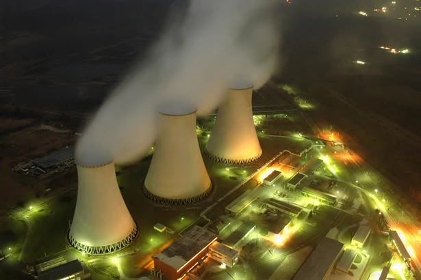 Elektrownia jądrowa, fot. Shutterstock