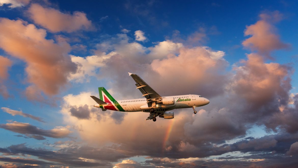 Alitalia, fot. Stefano Garau, Shutterstock Alitalia, fot. Stefano Garau, Shutterstock
