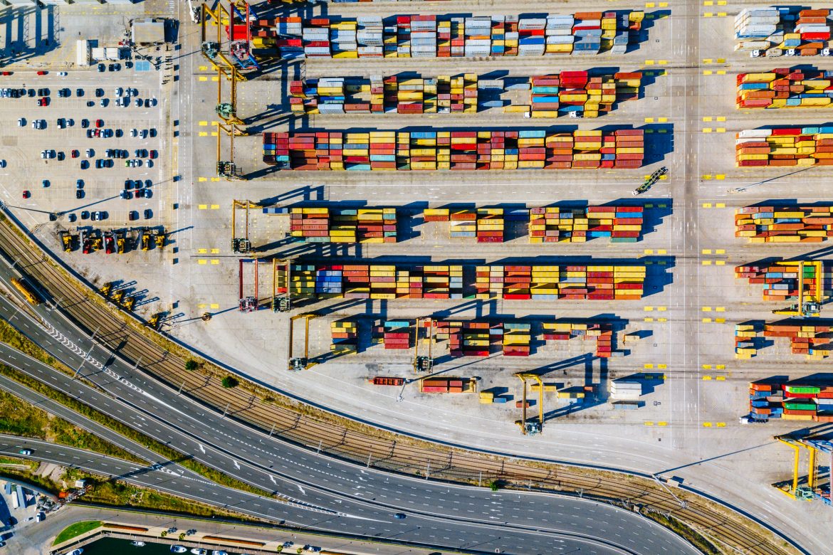 Port w Walencji, Hiszpania, eksport, fot. Shutterstock