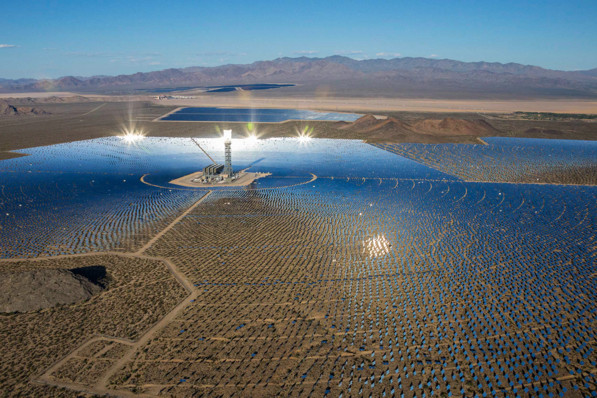 energia odnawialna, Nipton, California, USA. fot. Shutterstock