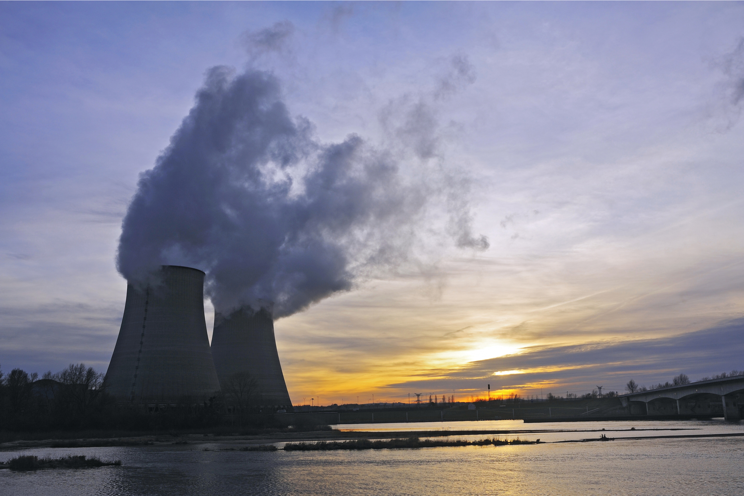 elektrownia jądrowa, Francja, fot. Shutterstock