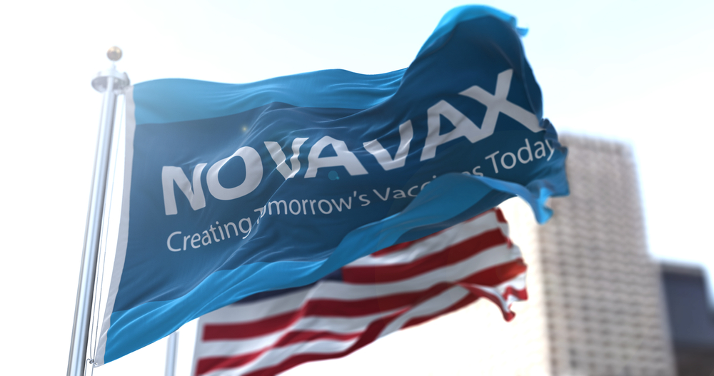 Logo firmy Novavax, fot. arrarorro / Shutterstock.com