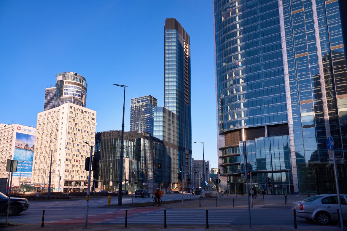 Wieżowiec SkySawa, wynajęty przez PKO BP. Fot. materiały banku