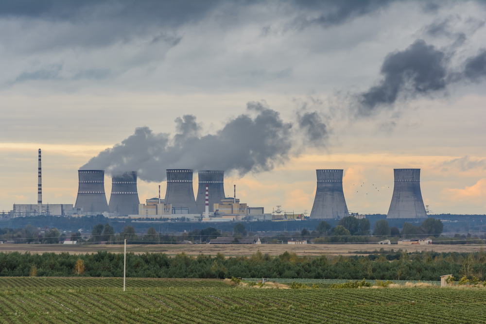 Elektrownia atomowa, fot. Shutterstock.com