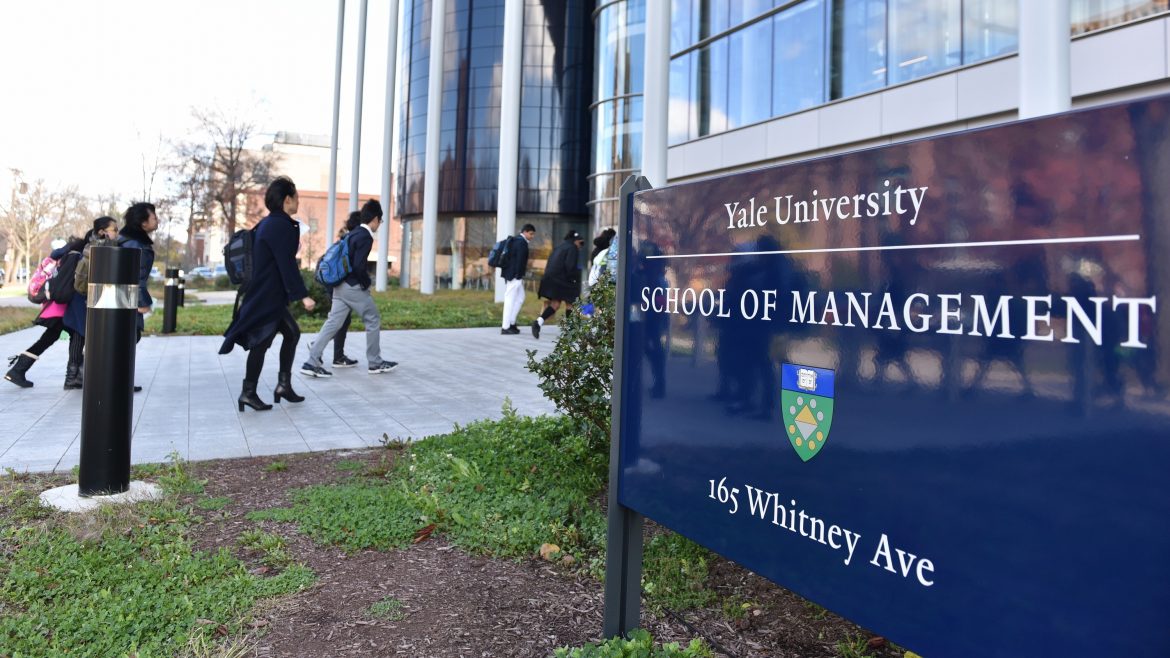 Ne Haven w USA, siedziba Yale School of Management. Fot. 1000 Words / Shutterstock.com Ne Haven w USA, siedziba Yale School of Management. Fot. 1000 Words / Shutterstock.com