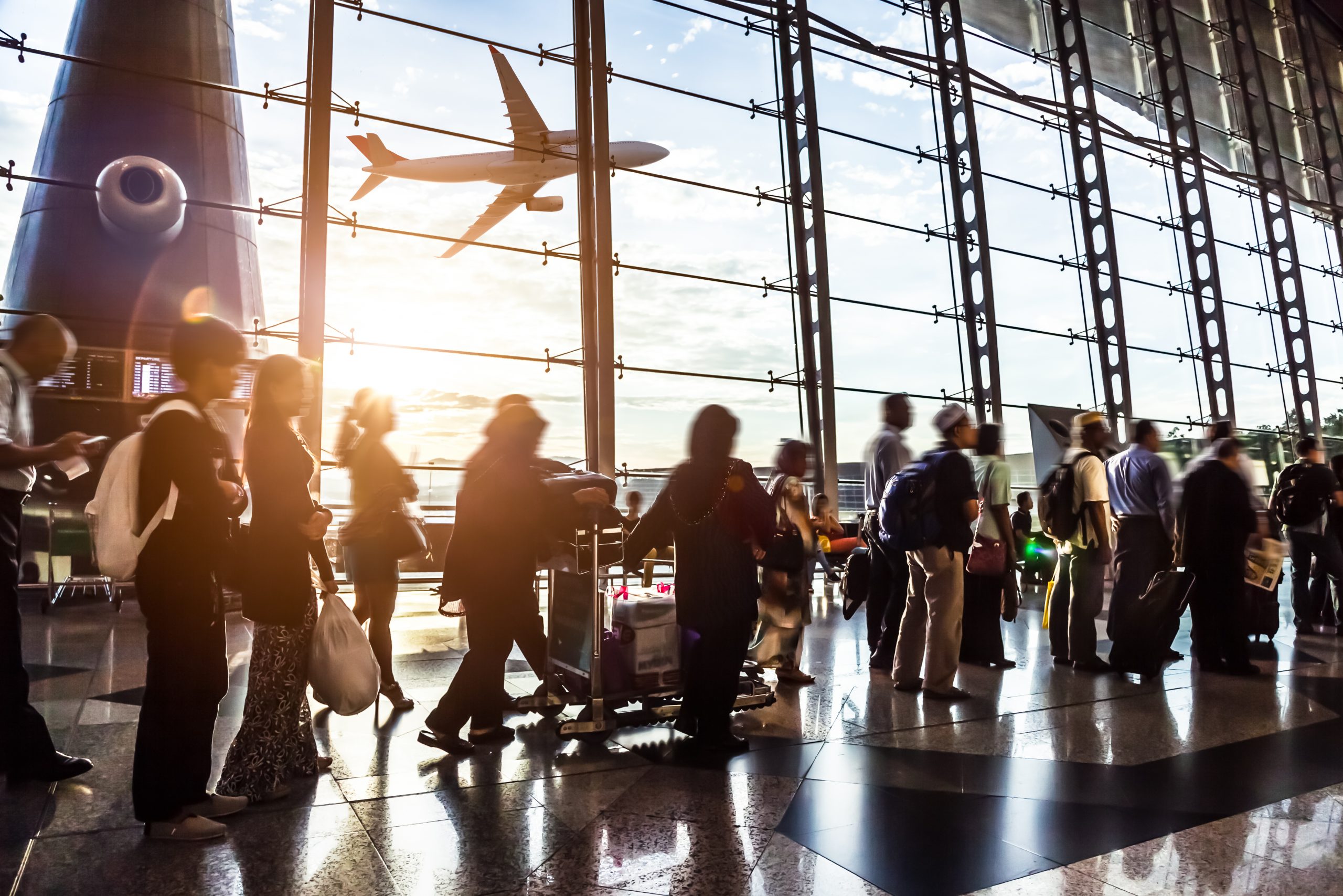 pasażerowie, lotnisko, Shutterstock