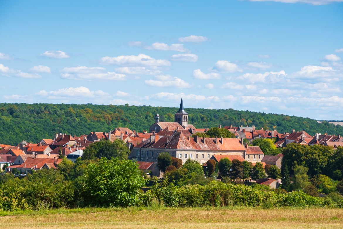 France,Country,Travel.,Scenic,View,Of,Flavigny-sur-ozerain,Medieval,Village,In