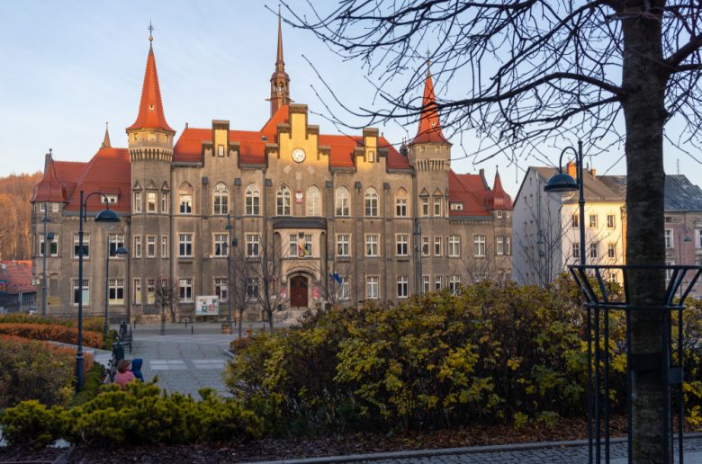 Urząd miasta w Wałbrzychu, fot. Nadia Shevchenko / Shutterstock.com