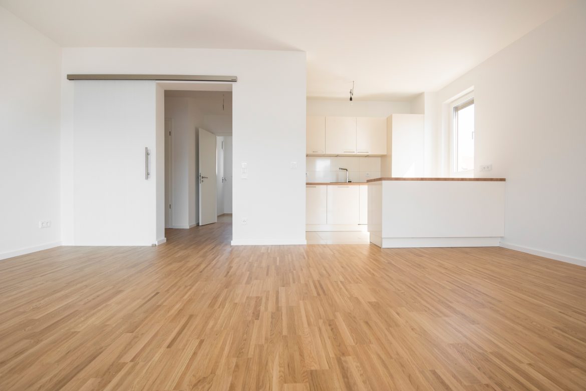 Empty,Flat,With,Wooden,Beech,Flooring