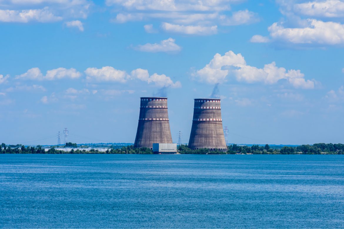Zaporoska Elektrownia Atomowa w Ukrainie, fot. Shutterstock