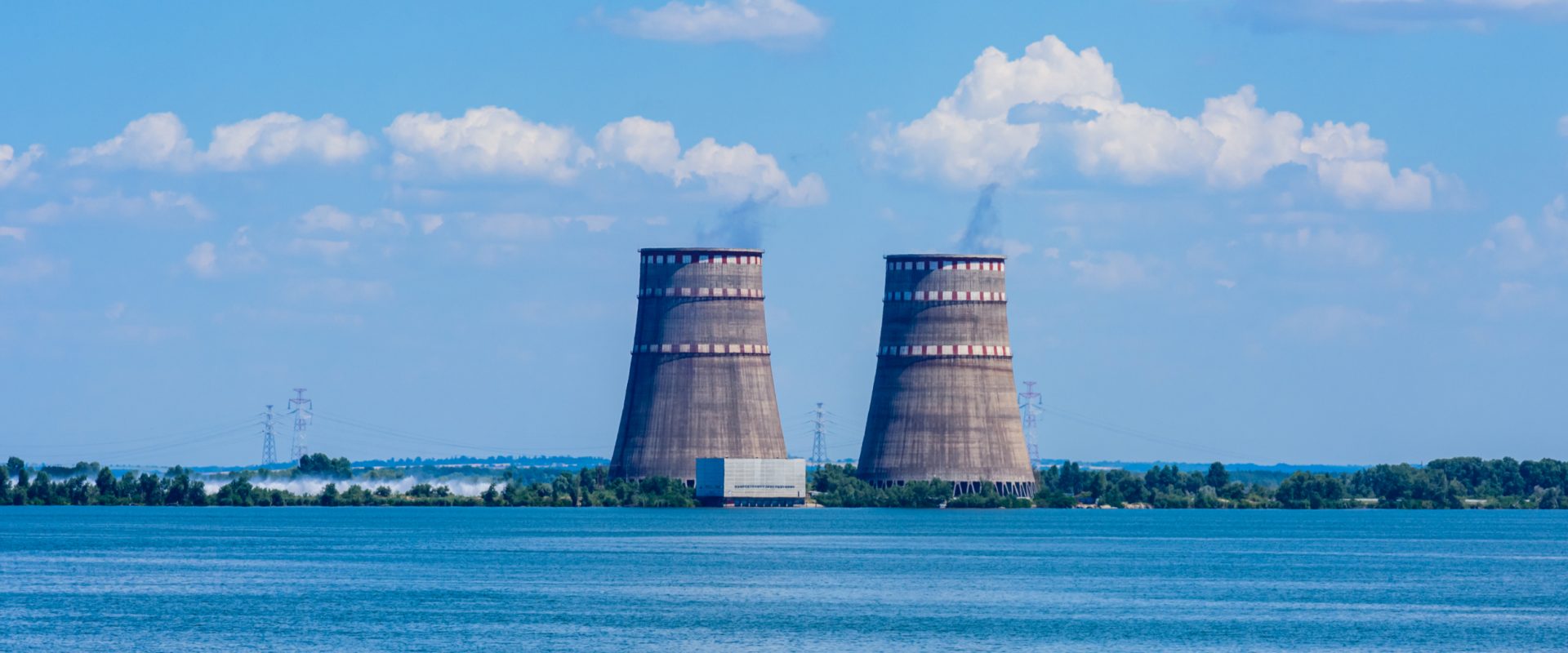 Zaporoska Elektrownia Atomowa w Ukrainie, fot. Shutterstock