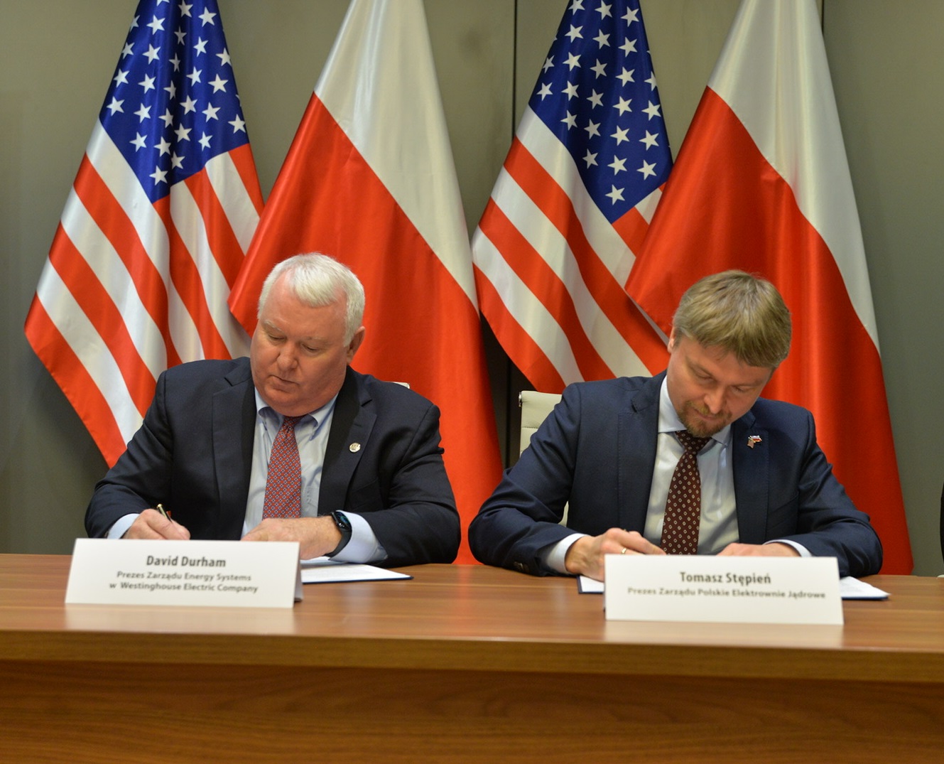 Podpisanie umowy między Polskimi Elektrowniami Jądrowymi a Westinghouse