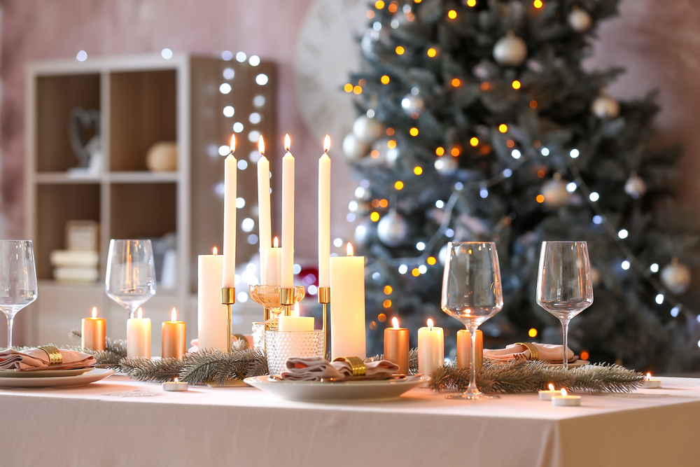 Świąteczny stół, wigilia, fot. Shutterstock.com