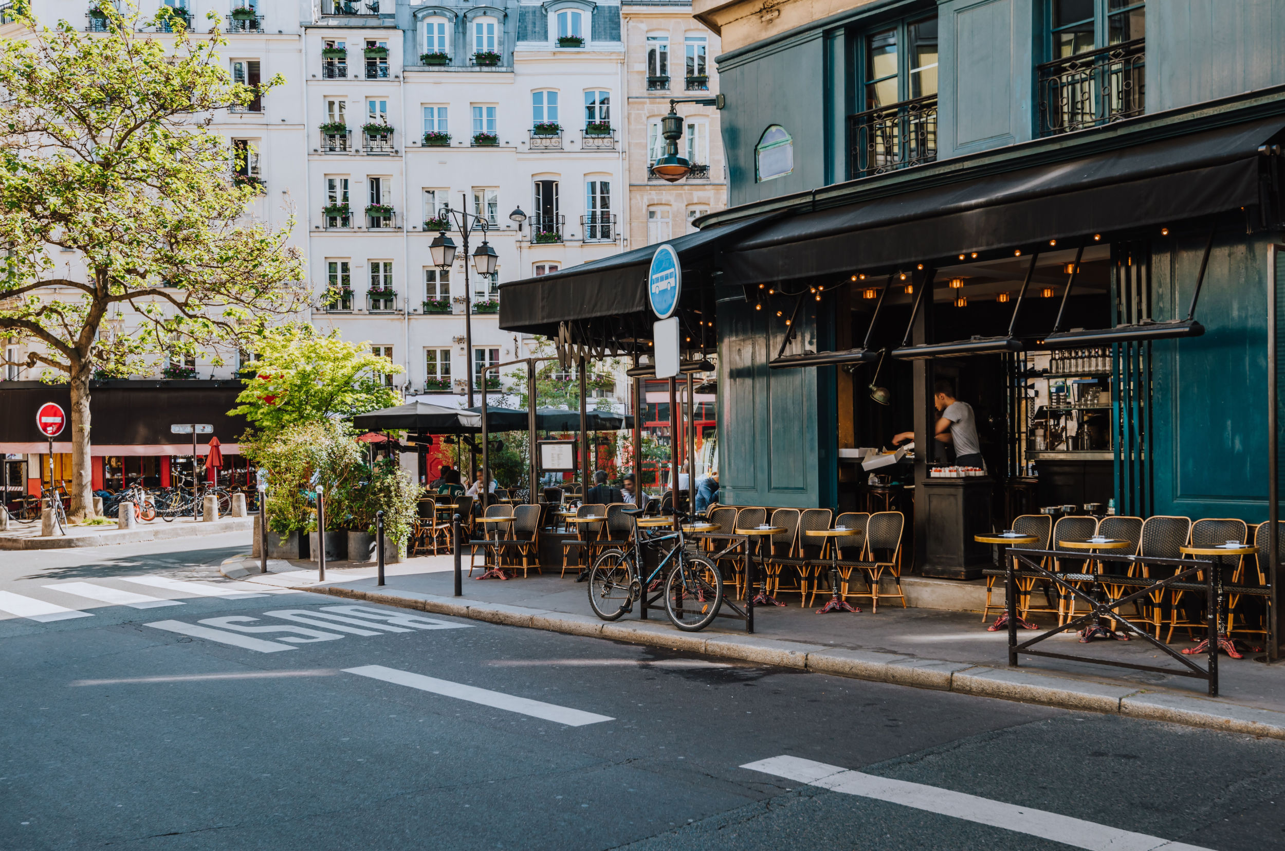 Ulica w Paryżu, fot. Shutterstock