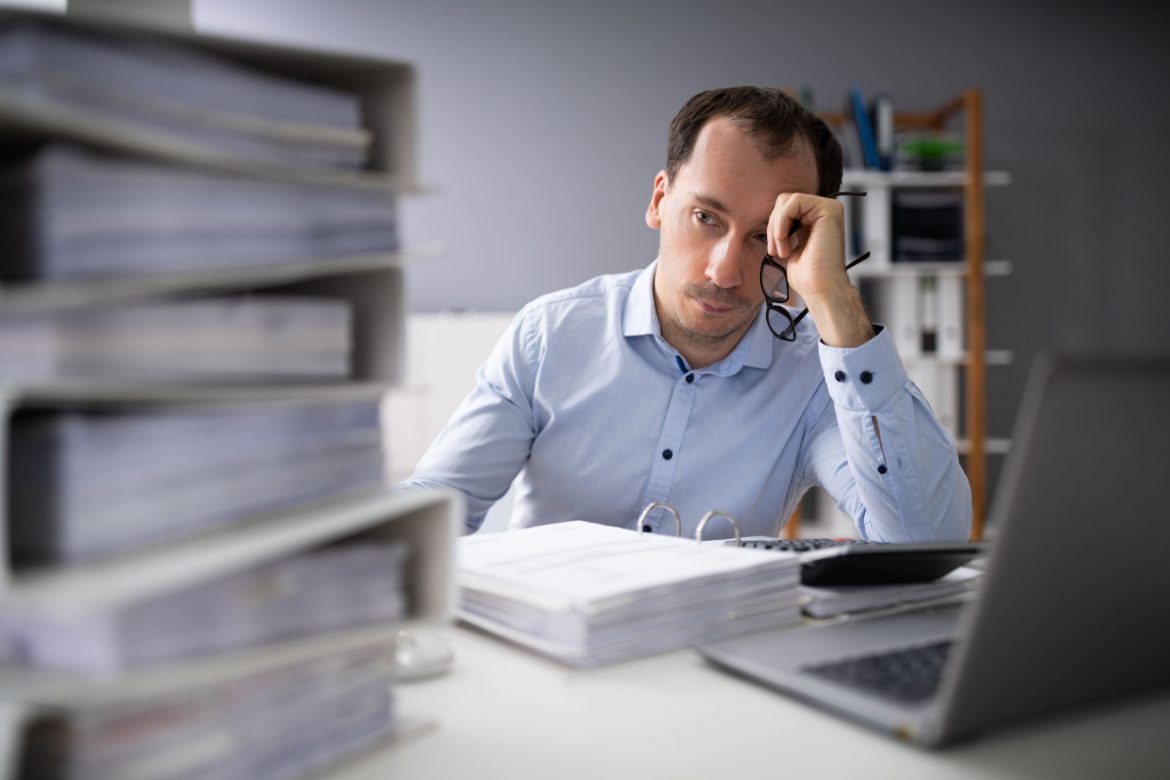 Praca, zatrudnienie, zmęczenie pracą