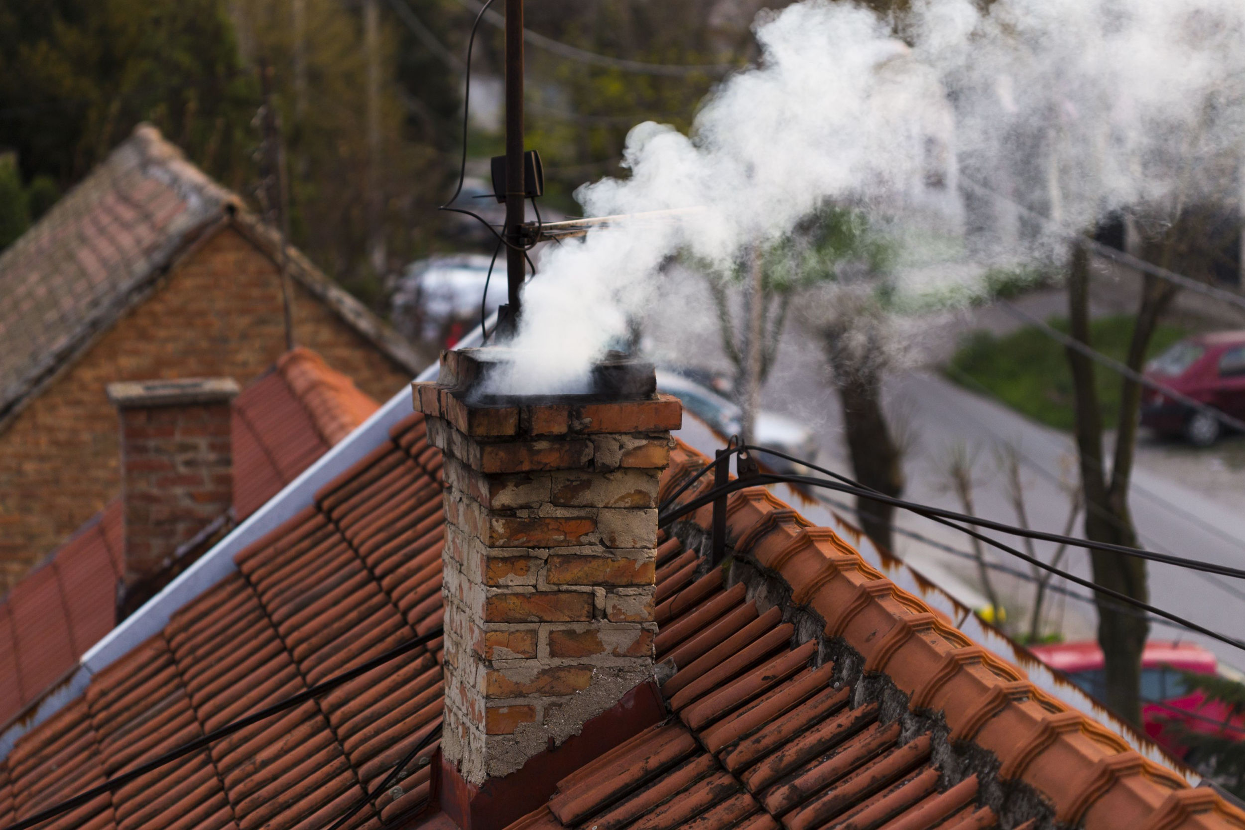 Dym z komina, fot. Shutterstock
