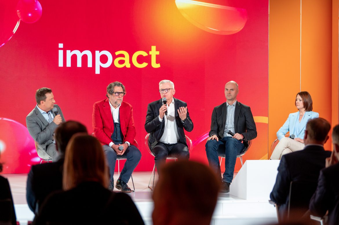 20230511_141135380_iOS