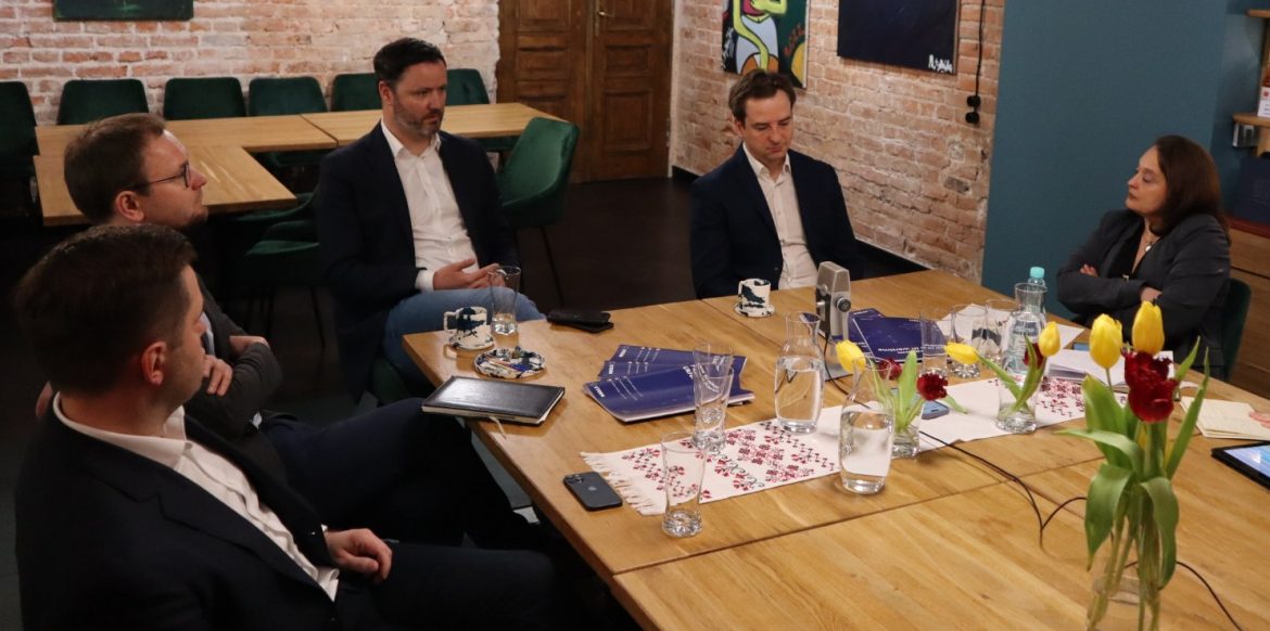 Debata o odbudowie Ukrainy w redakcji 300Gospodarki