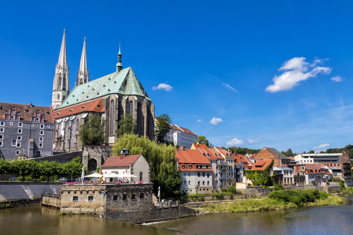 shutterstock_689492599-min