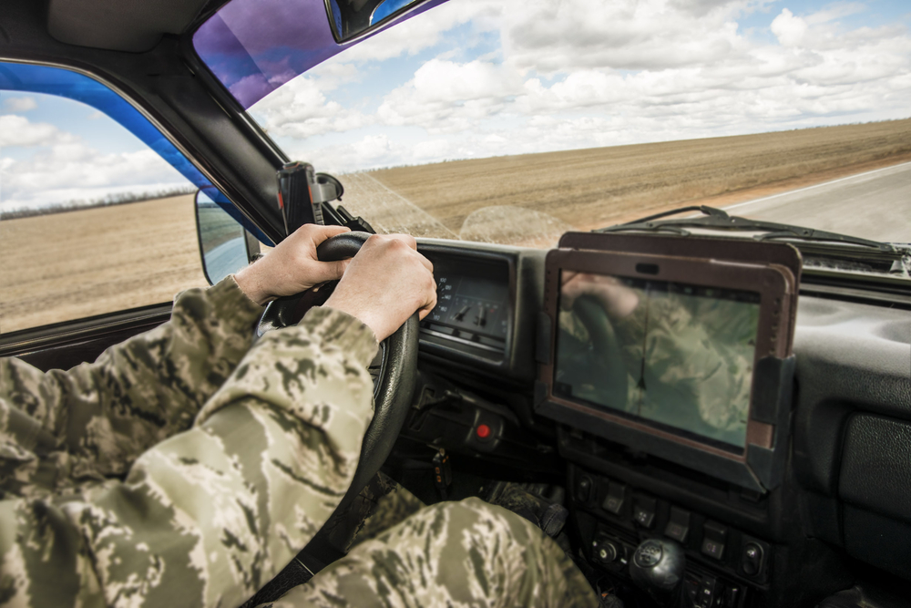 Wojsko, sprzęt wojskowy, pojazdy dla żołnierzy, fot. Shutterstock/maradon 333