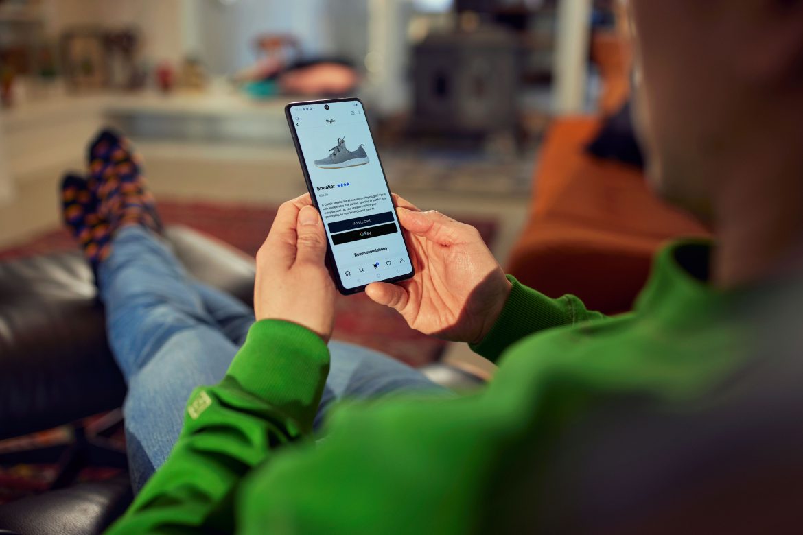 Online shopping mobile