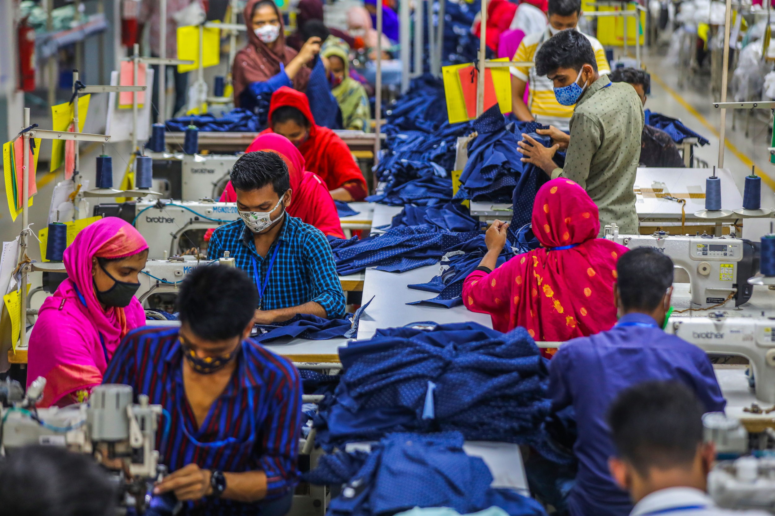 Przemysł modowy, produkcja ubrań, Bangladesz