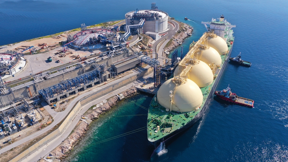 LNG, gaz ziemny, geopolityczne zagrożenia energetyczne, fot. Shutterstock
