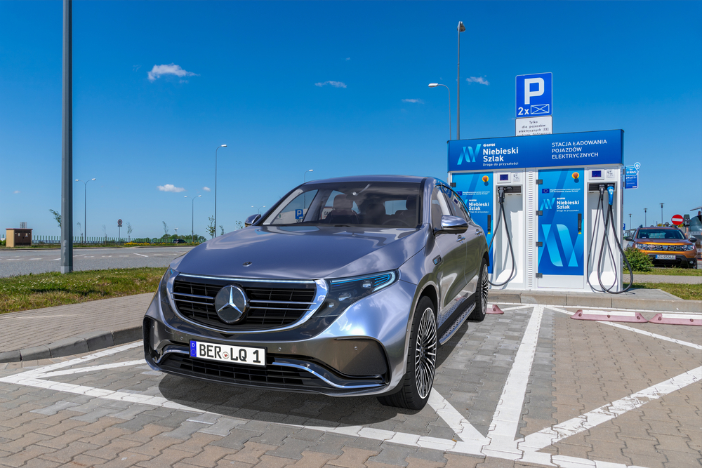 Koreańskie oddziały Mercedesa i BMW ujawniają dostawców baterii do ...