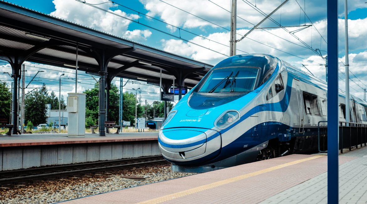 Pendolino, fot. Bokeh Stock, Shutterstock