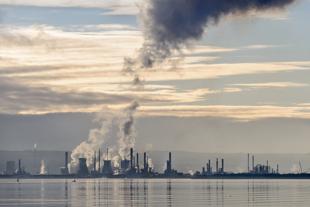 Zakład petrochemiczny w Grangemouth w Szkocji, fot. Shutterstock