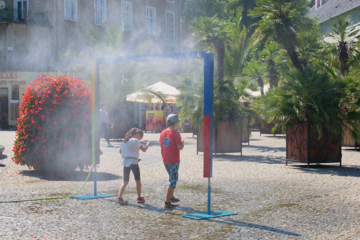 Upał, Kudowa-Zdrój, fot. Tunatura / Shutterstock Upał, Kudowa-Zdrój, fot. Tunatura / Shutterstock
